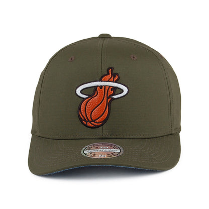 Gorra Snapback Ripstop Battle Miami Heat de Mitchell & Ness - Verde Militar