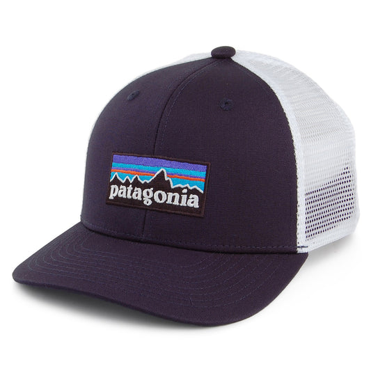 Gorra Trucker P-6 Logo Old de algodón orgánico de Patagonia - Azul Marino-Blanco
