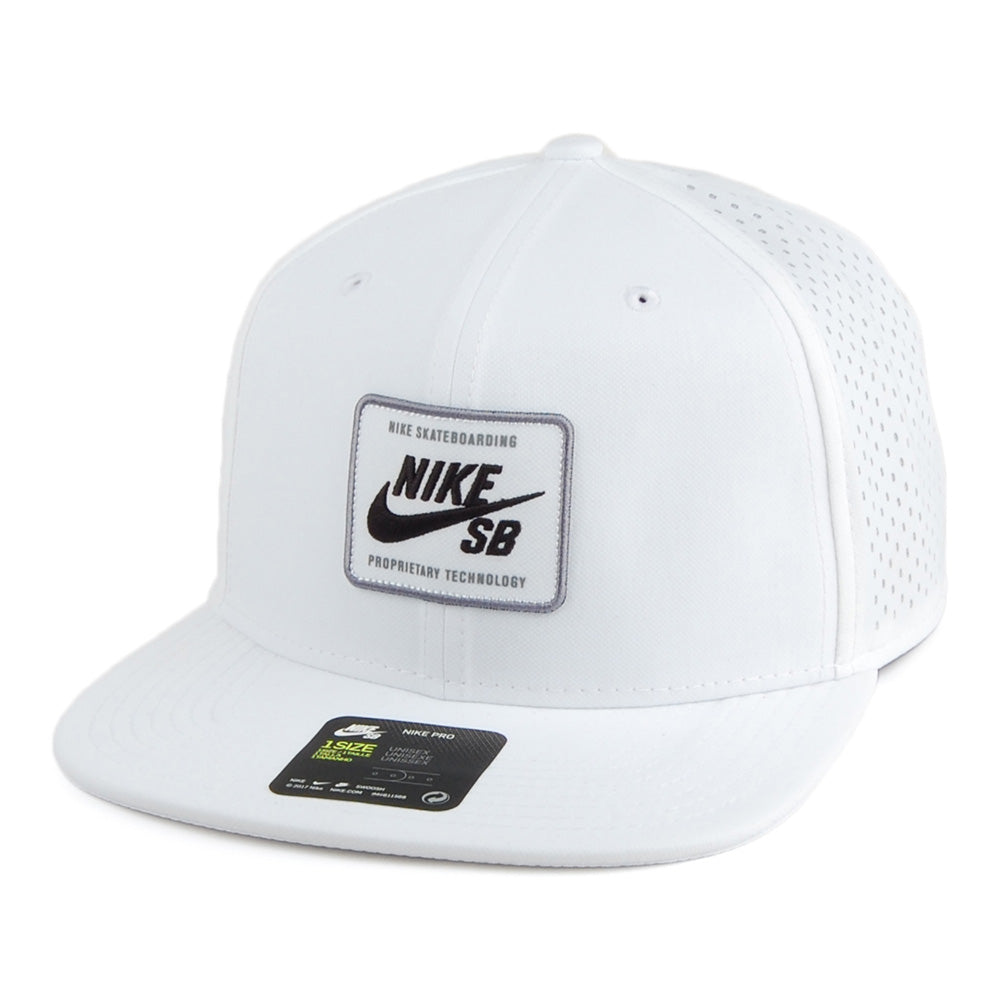 Gorra Trucker Aerobill 2.0 Pro de Nike SB - Blanco