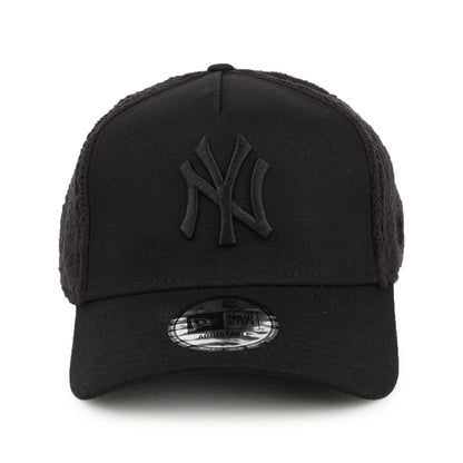 Gorra Trucker MLB Sherpa New York Yankees de New Era - Negro