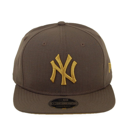Gorra Snapback 9FIFTY MLB Utility New York Yankees de New Era - Oliva-Dorado