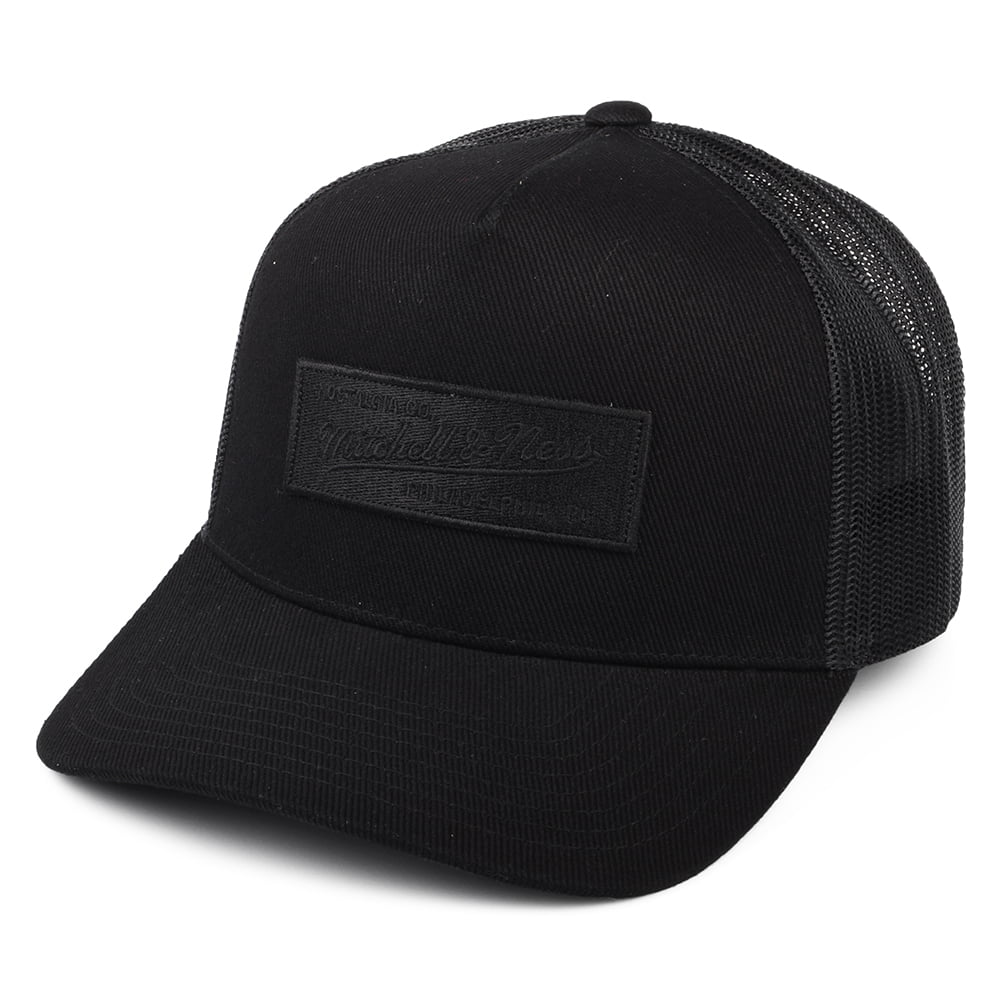 Gorra Trucker Branded Box Logo Classic de Mitchell & Ness - Negro