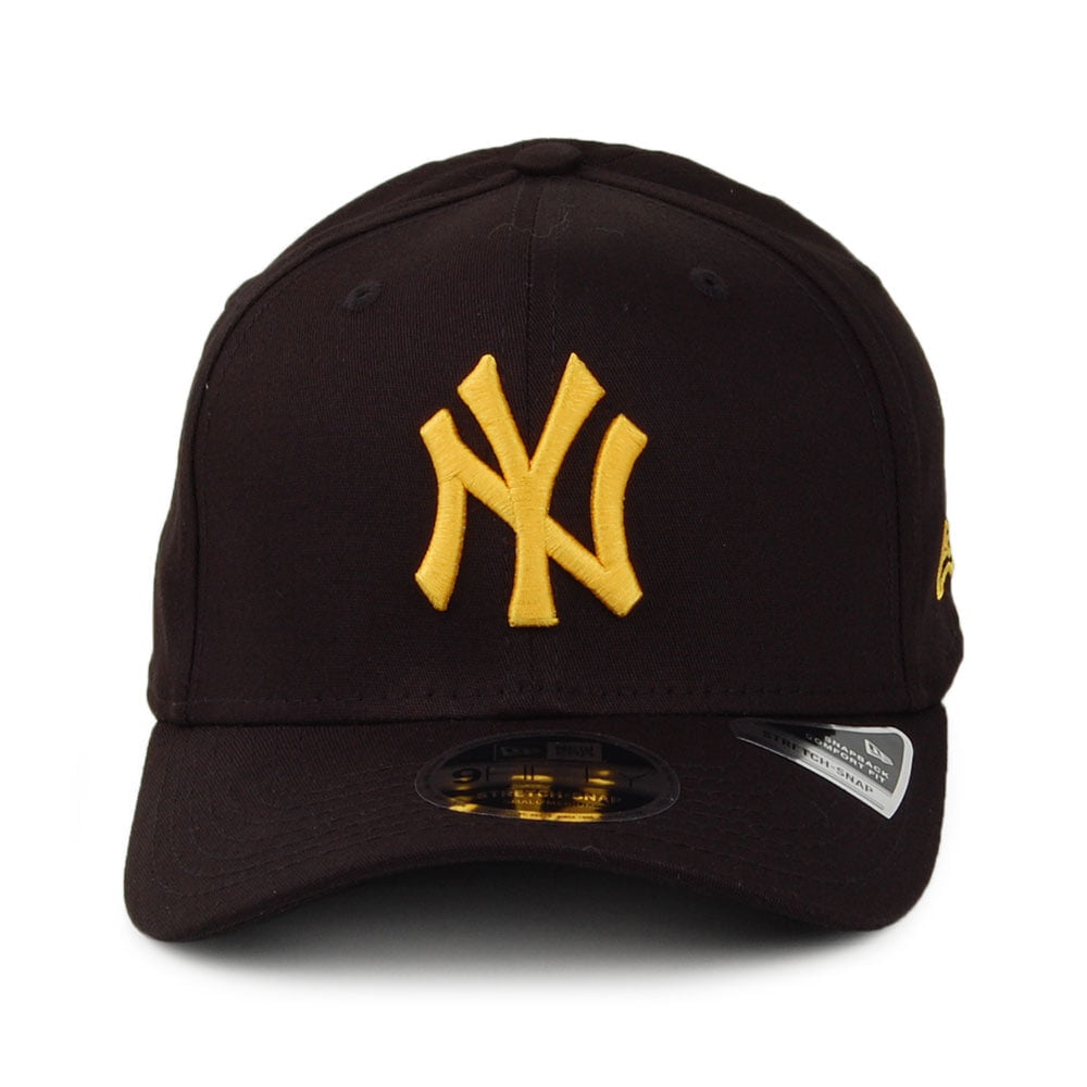 Gorra Snapback 9FIFTY MLB League Essential Stretch Snap New York Yankees de New Era - Negro-Amarillo