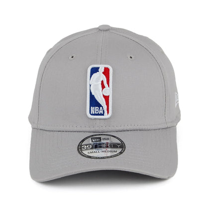 Gorra de béisbol 39THIRTY NBA League Shield de New Era - Gris