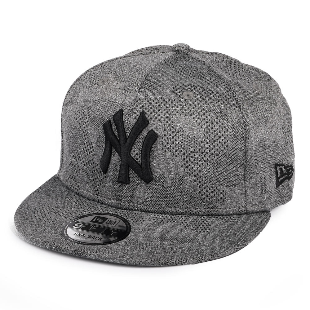 Gorra Snapback 9FIFTY MLB Engineered Plus New York Yankees de New Era - Negro-Gris