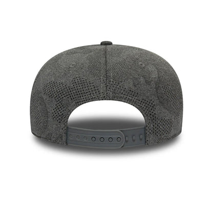 Gorra Snapback 9FIFTY MLB Engineered Plus New York Yankees de New Era - Negro-Gris