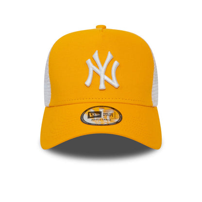 Gorra Trucker MLB League Essential New York Yankees de New Era - Mostaza