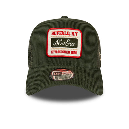 Gorra Trucker de pana Fabric Patch de New Era - Verde Oliva