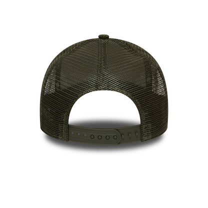 Gorra Trucker de pana Fabric Patch de New Era - Verde Oliva