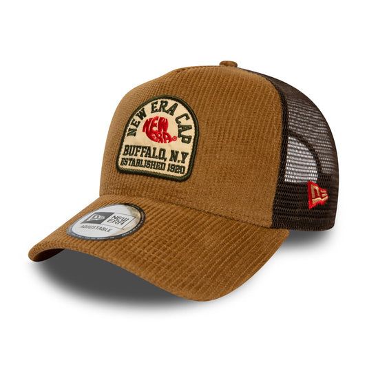 Gorra Trucker de pana Fabric Patch de New Era - Marrón Claro