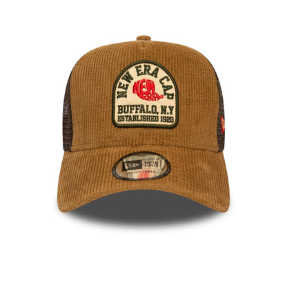 Gorra Trucker de pana Fabric Patch de New Era - Marrón Claro