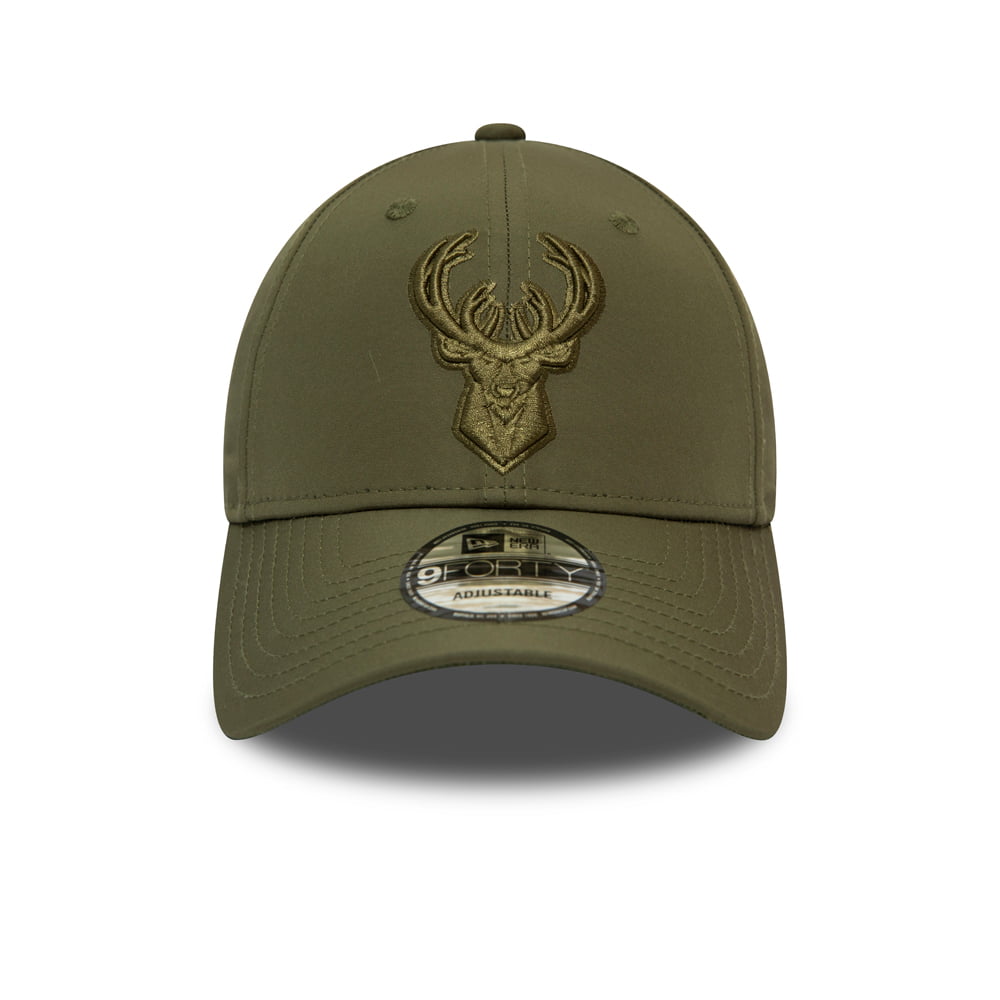 Gorra de béisbol 9FORTY NBA Tonal Nylon Milwaukee Bucks de New Era - Verde Oliva