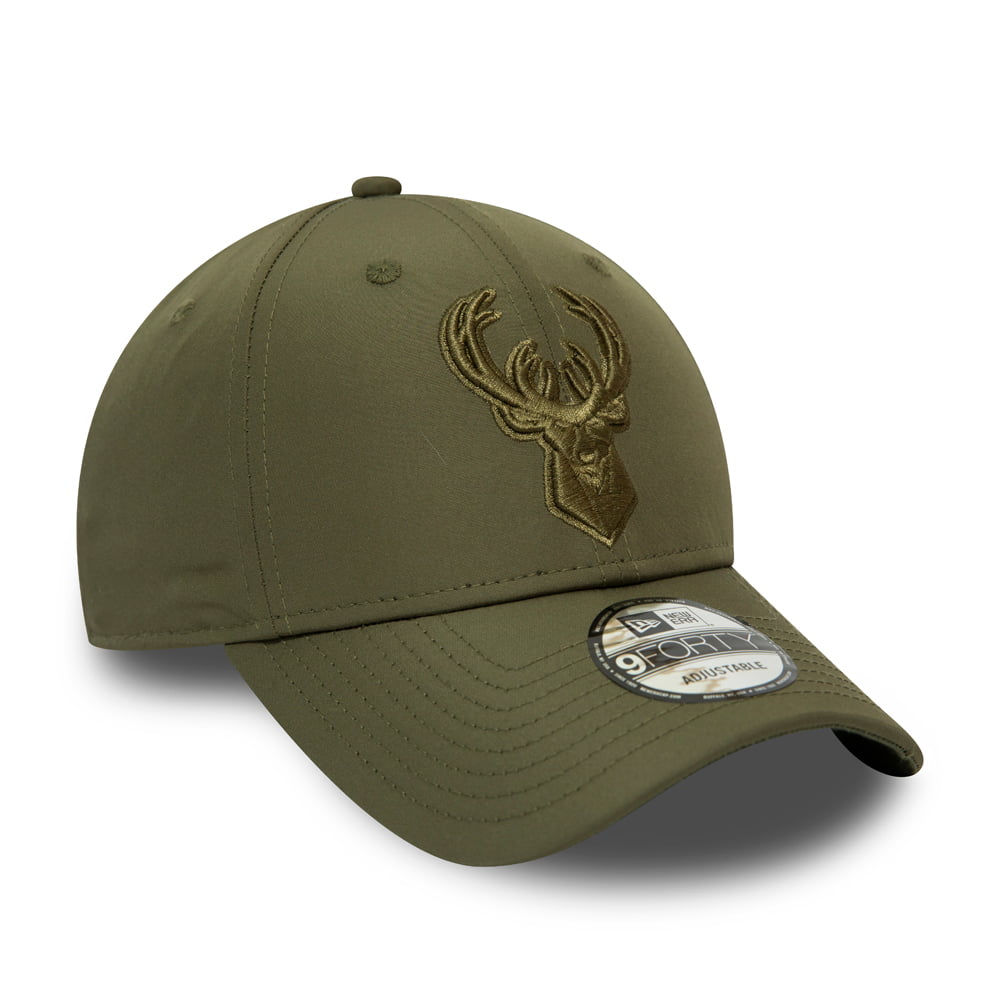 Gorra de béisbol 9FORTY NBA Tonal Nylon Milwaukee Bucks de New Era - Verde Oliva