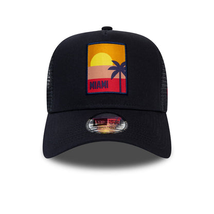 Gorra Trucker Miami Location de New Era - Azul Marino