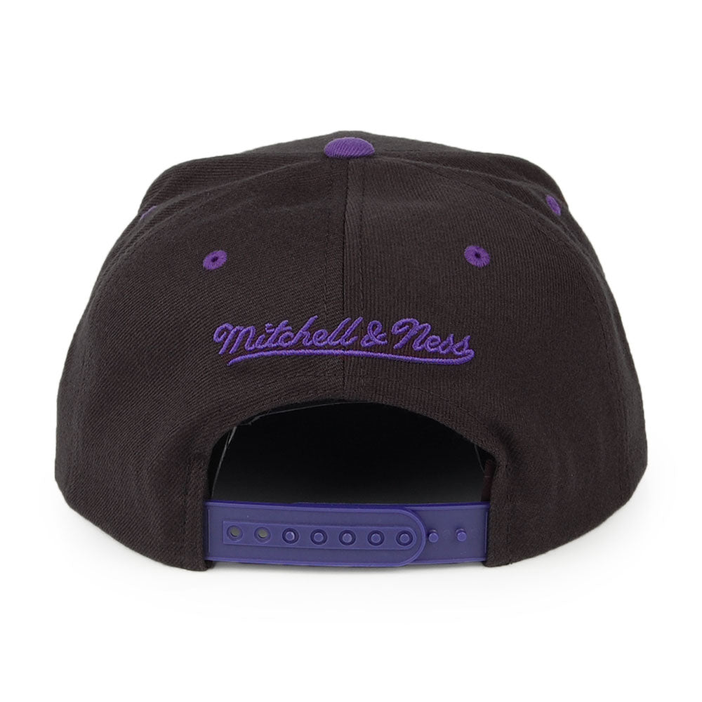 Gorra Snapback NBA Arch 2 Tone Toronto Raptors de Mitchell & Ness - Negro-Morado