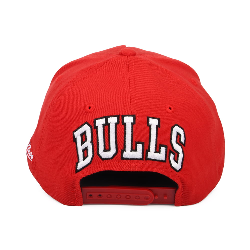 Gorra Snapback NBA Dropback Solid Redline Chicago Bulls de Mitchell & Ness - Rojo