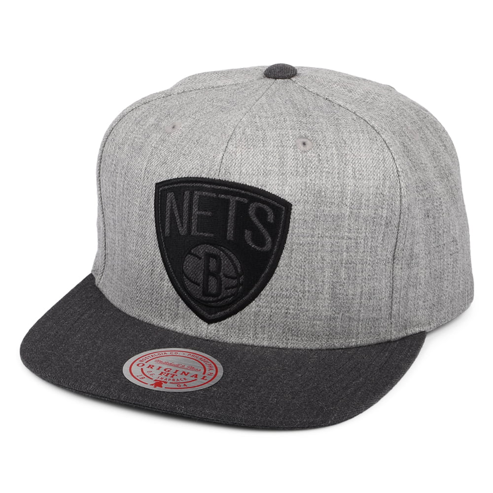 Gorra Snapback NBA Dual Heather Brooklyn Nets de Mitchell & Ness - Gris Jaspeado