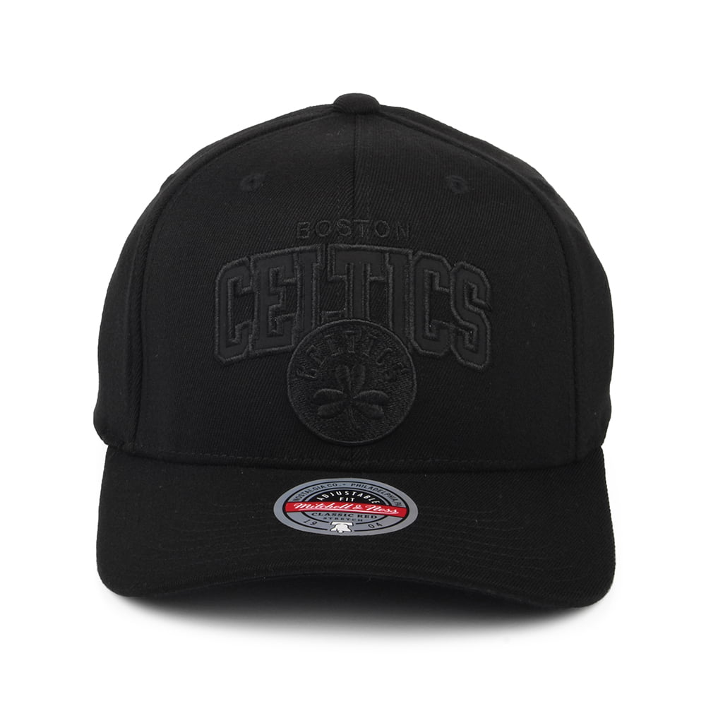 Gorra Snapback NBA Black Out Arch Redline Boston Celtics de Mitchell & Ness - Negro