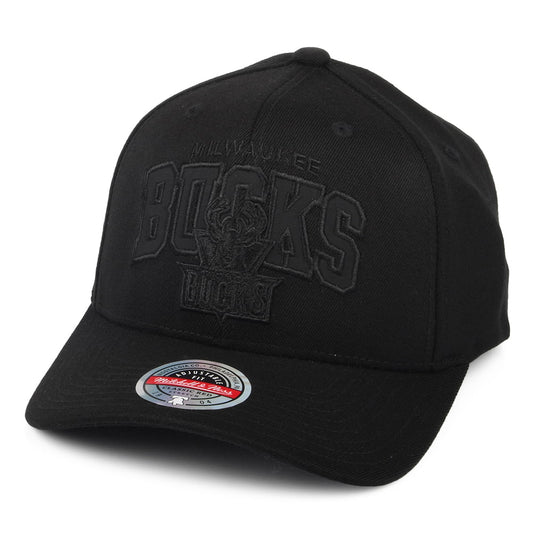 Gorra Snapback NBA Black Out Arch Redline Milwaukee Bucks de Mitchell & Ness - Negro