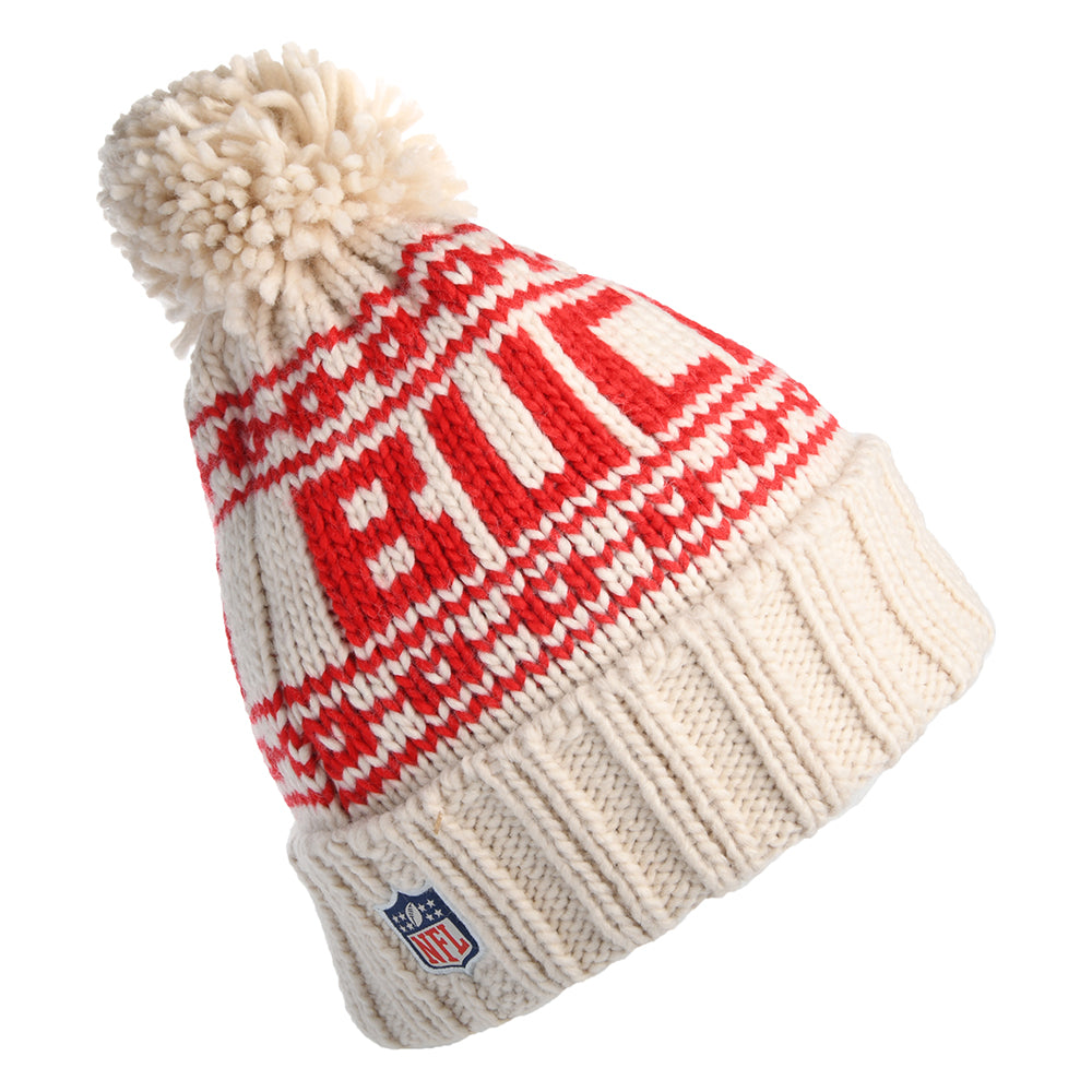 Gorro con pompón mujeres NFL Sport Knit Tampa Bay Buccaneers de New Era - Avena