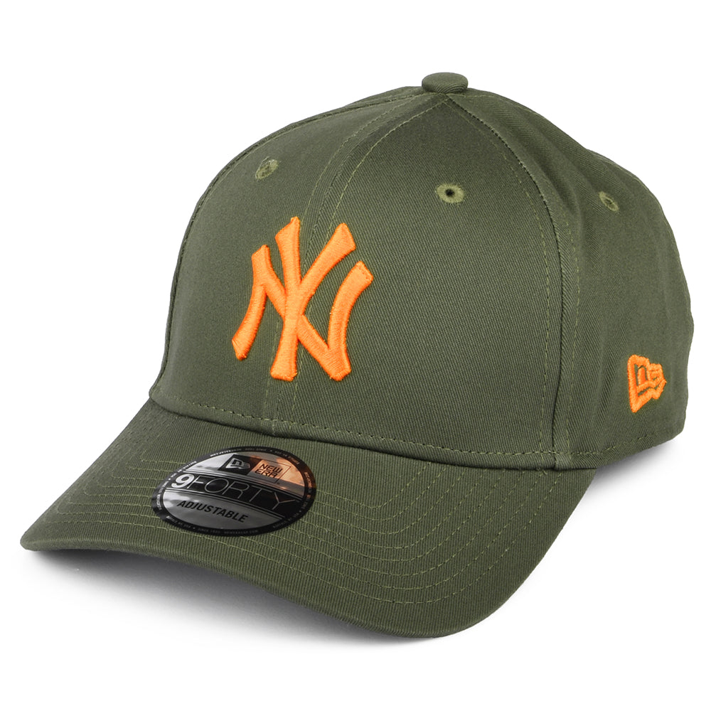 Gorra de béisbol 9FORTY MLB League Essential ll New York Yankees de New Era - Oliva-Naranja