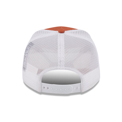 Gorra Trucker NE Camp Patch A-Frame de New Era - Ocre