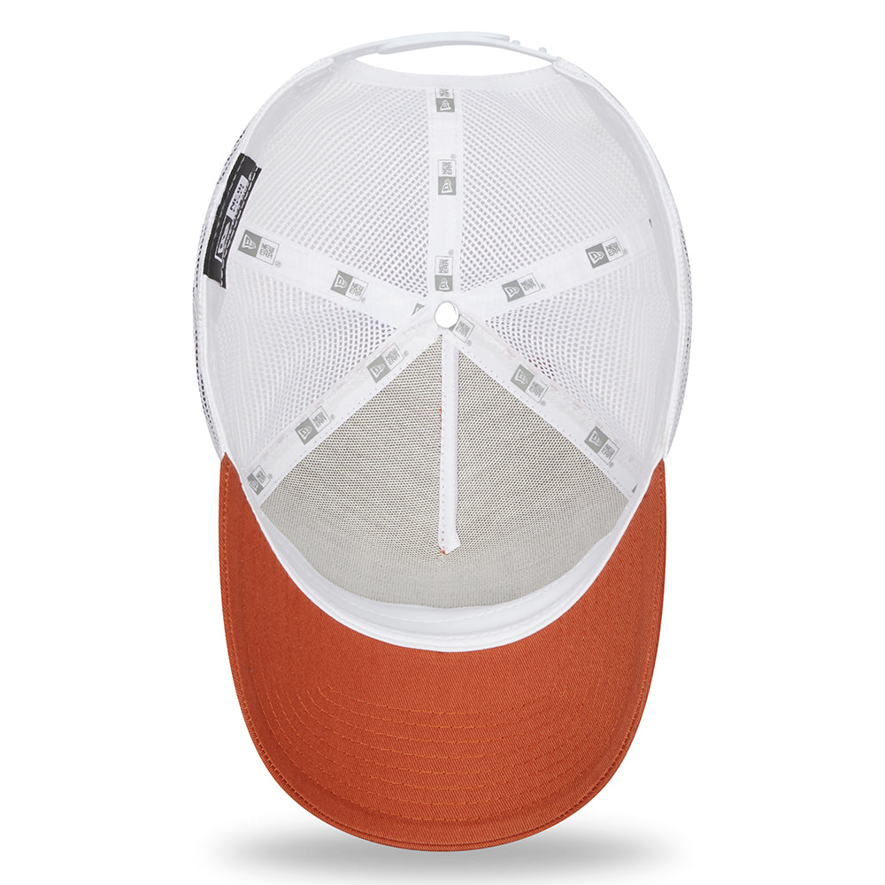 Gorra Trucker NE Camp Patch A-Frame de New Era - Ocre
