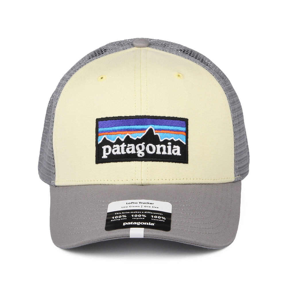 Gorra Trucker P-6 Logo LoPro de algodón orgánico de Patagonia - Amarillo Claro-Azul Claro