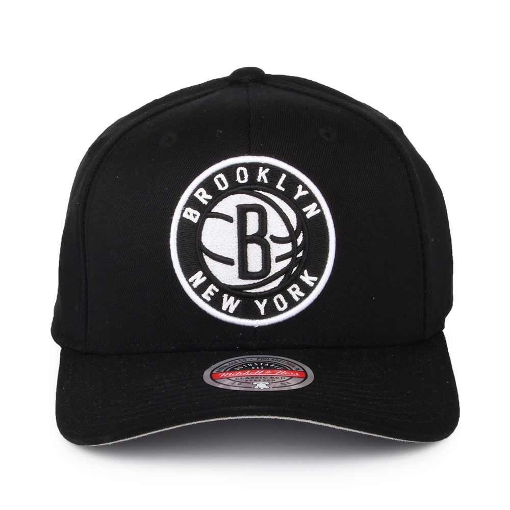 Gorra Snapback NBA Team Ground Stretch Brooklyn Nets de Mitchell & Ness - Negro
