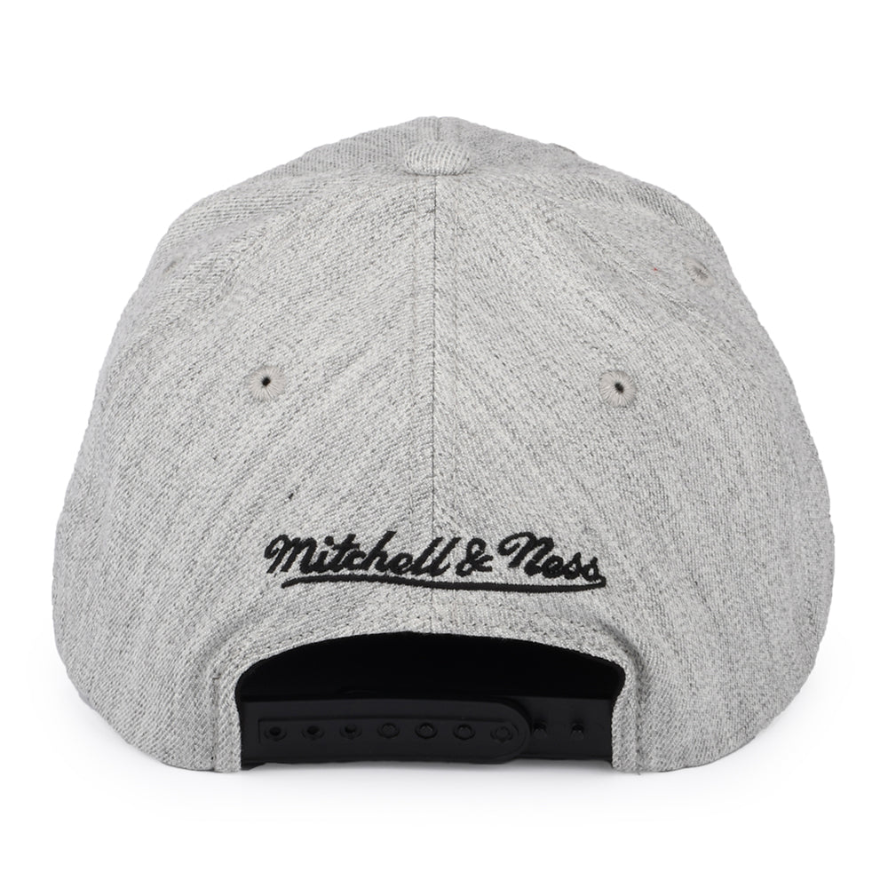 Gorra Snapback NBA Team Heather Stretch Toronto Raptors de Mitchell & Ness - Gris Jaspeado