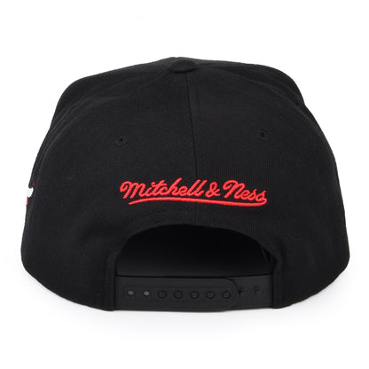 Gorra Snapback NBA Foundation Script Chicago Bulls de Mitchell & Ness - Negro