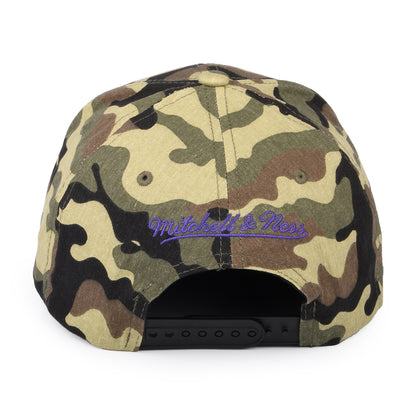 Gorra Snapback NBA Woodland Desert Stretch L.A. Lakers de Mitchell & Ness - Camuflaje