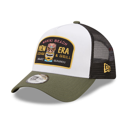 Gorra Trucker A-Frame Location Icon Waikiki Beach de New Era - Oliva-Blanco