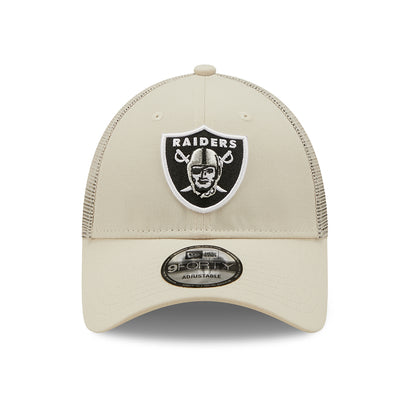 Gorra Trucker 9FORTY NFL Home Field - Las Vegas Raiders de New Era - Piedra
