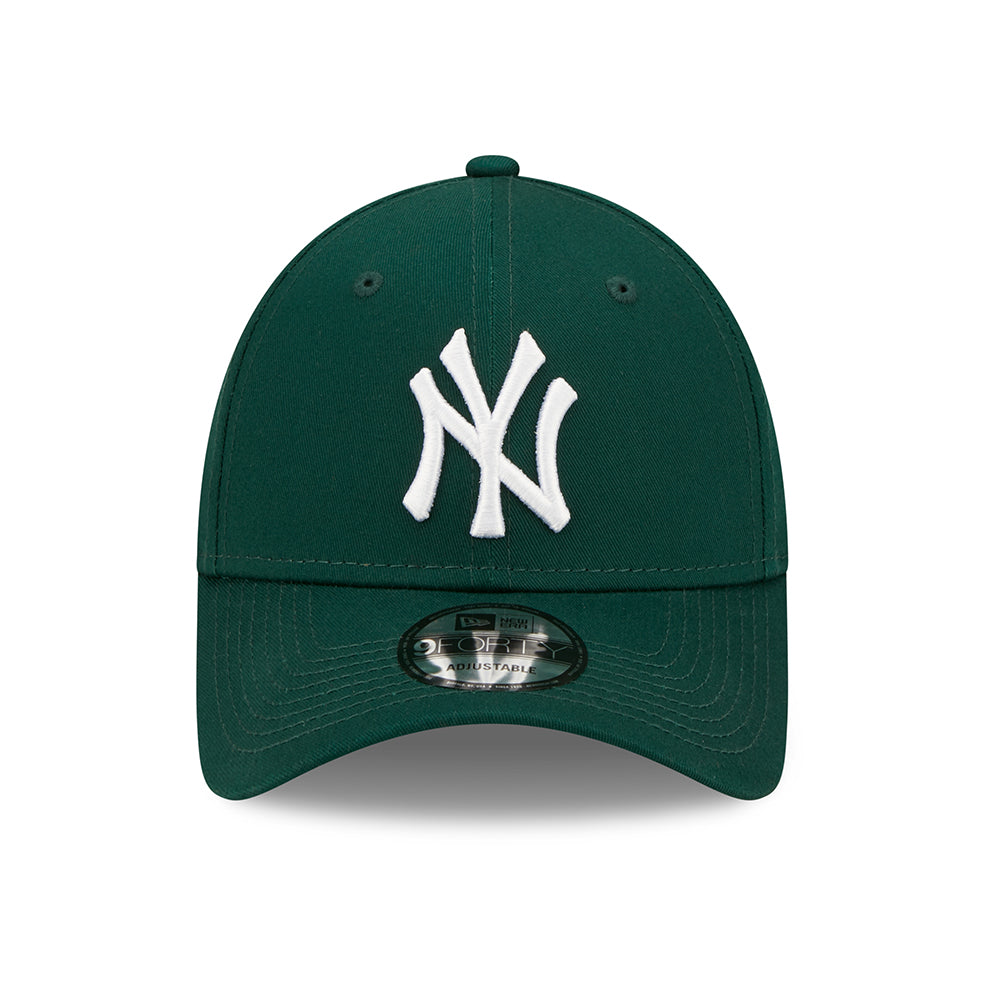 Gorra de béisbol 9FORTY MLB League Essential New York Yankees de New Era - Verde Oscuro-Blanco