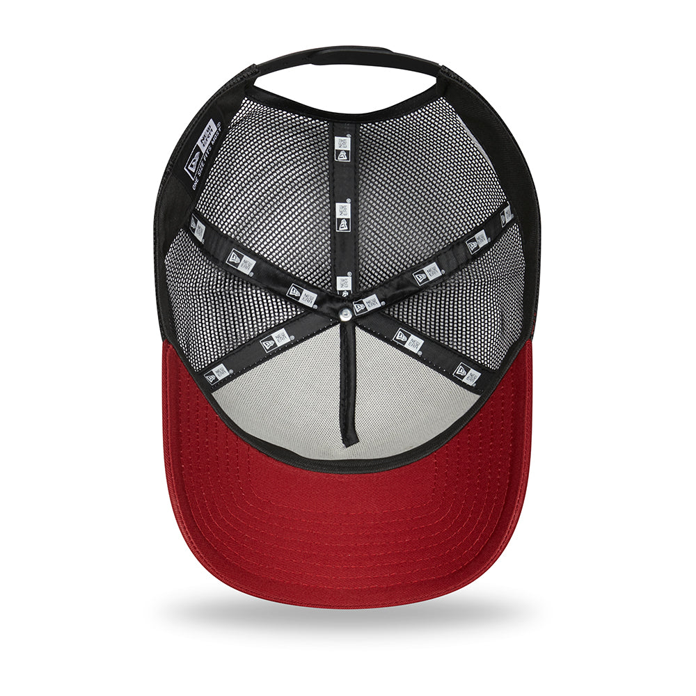 Gorra Trucker 9FORTY A-Frame Food Location Washington de New Era - Blanco-Vino