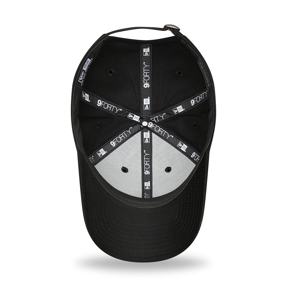 Gorra de béisbol 9FORTY Le Louvre Patch Mona Lisa de New Era - Negro