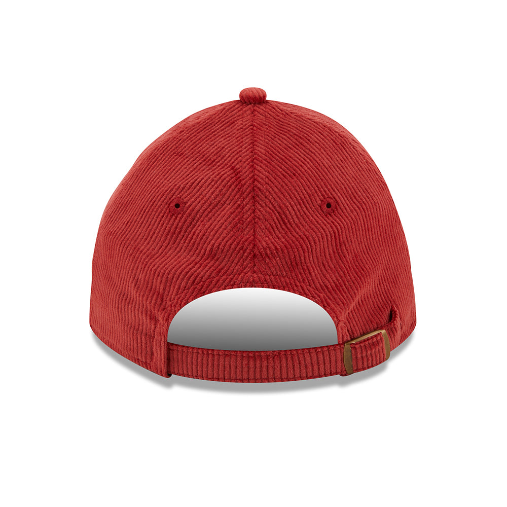 Gorra de béisbol 9TWENTY de pana Wildlife Casual Classic Bear de New Era - Vino