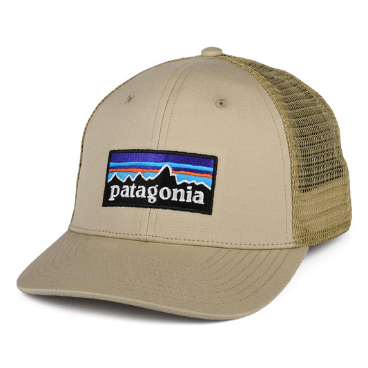 Gorra Trucker P-6 Logo de algodón orgánico de Patagonia - Beige Arena