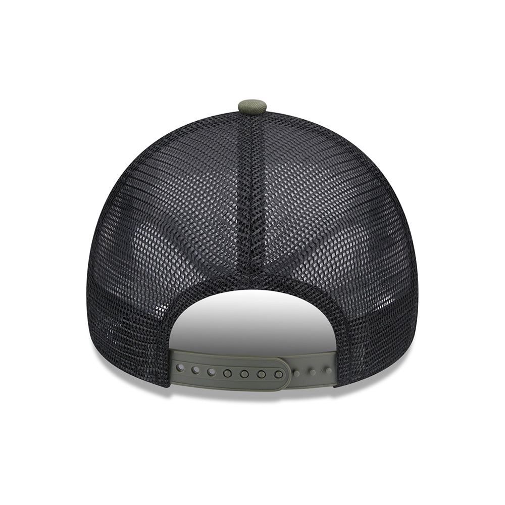 Gorra Trucker A-Frame Seasonal Lion Crest Chelsea FC de New Era - Verde Oliva-Negro
