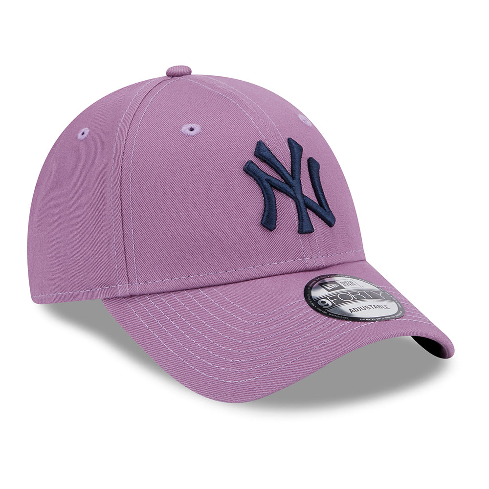 Gorra de béisbol 9FORTY MLB League Essential New York Yankees de New Era - Morado-Azul Marino