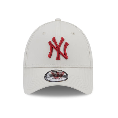 Gorra de béisbol 9FORTY MLB League Essential New York Yankees de New Era - Piedra-Cardenal