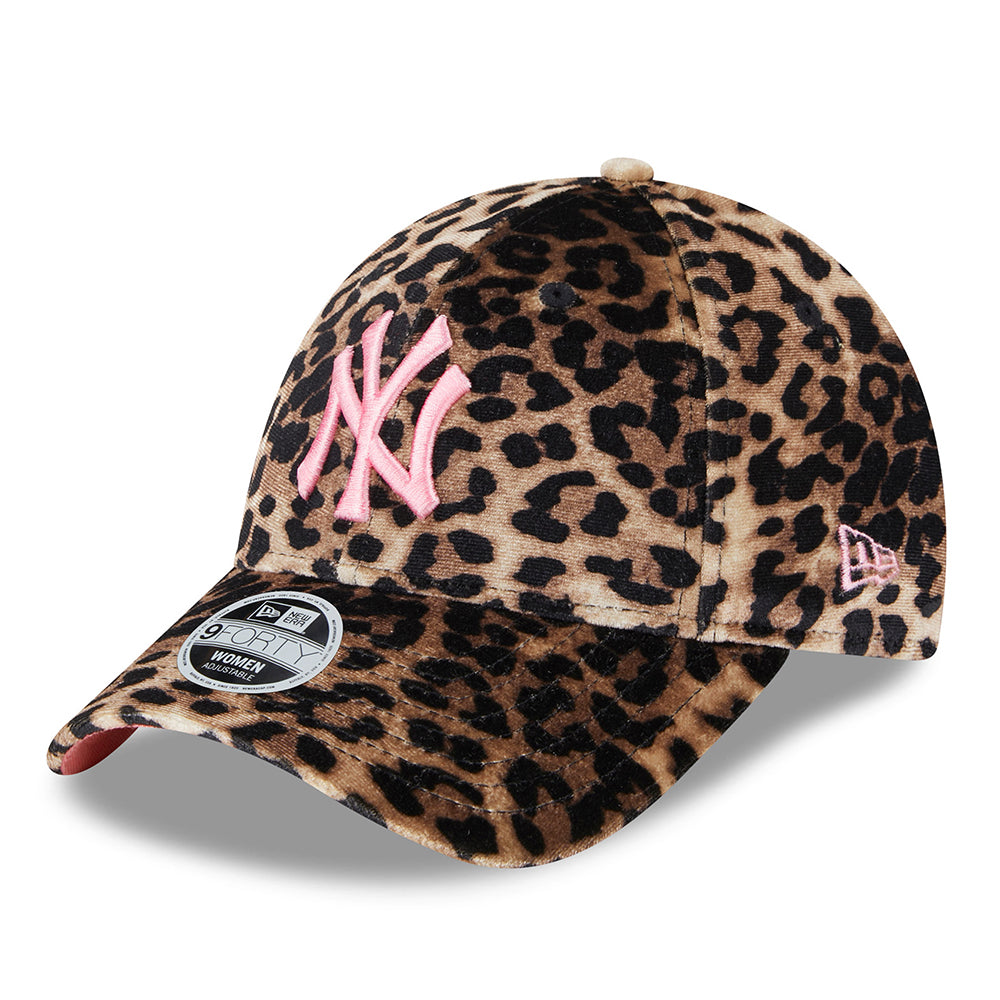 Gorra de béisbol mujeres 9FORTY MLB Leopard Velour de los New York Yankees de New Era - Marrón-Rosa