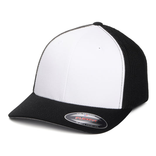 Gorra Trucker White Front de FlexFit - Negro-Blanco