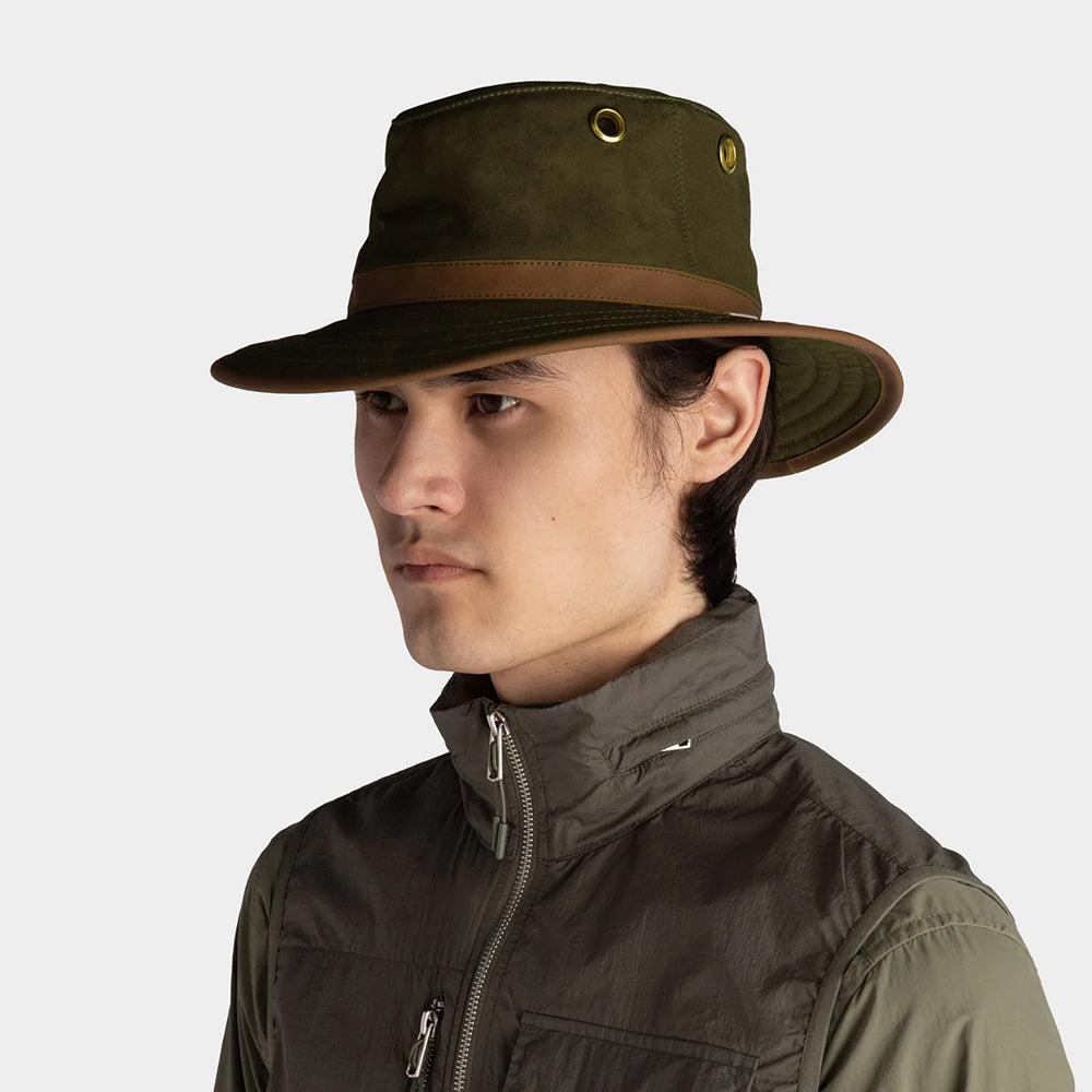 Sombrero Outback TWC7 de algodón encerado de Tilley - Verde Oliva