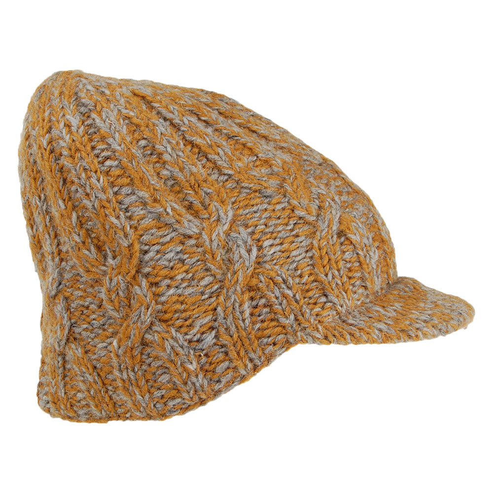 Gorro Beanie con visera de punto trenzado de Kusan - Caramelo