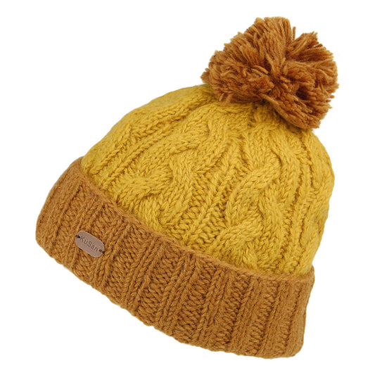 Gorro con pompón con vuelta de punto cable de Kusan - Mostaza