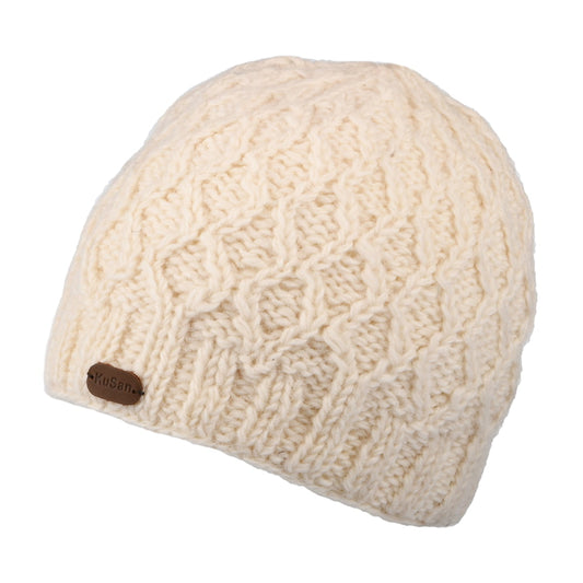 Gorro Beanie Brooklyn de punto cable de Kusan - Crema