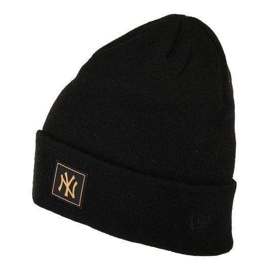 Gorro Beanie MLB Metallic Badge Knit New York Yankees de New Era - Negro-Dorado