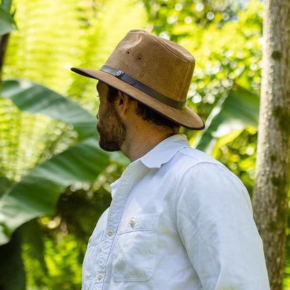 Sombrero Fedora de piel Nubuck Safari de Jaxon & James Castaño al por mayor